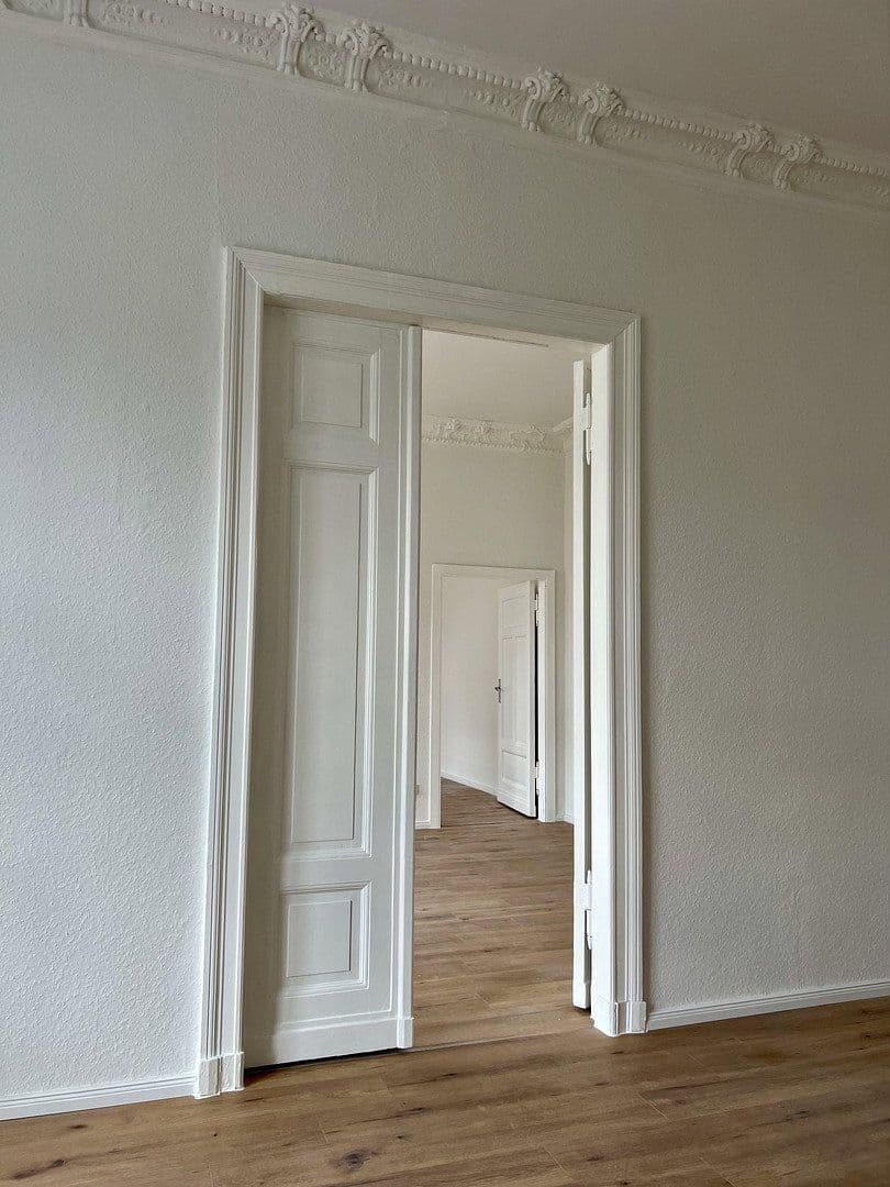 Pronájem bytu 3+1 92 m², Magdeburg, Sasko-Anhaltsko Pronájem bytu 3+1 92 m², Magdeburg, Sasko-Anhaltsko