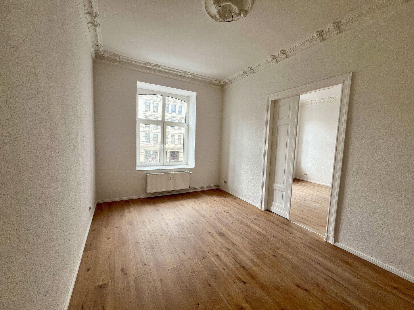 Pronájem bytu 3+1 92 m², Magdeburg, Sasko-Anhaltsko Pronájem bytu 3+1 92 m², Magdeburg, Sasko-Anhaltsko
