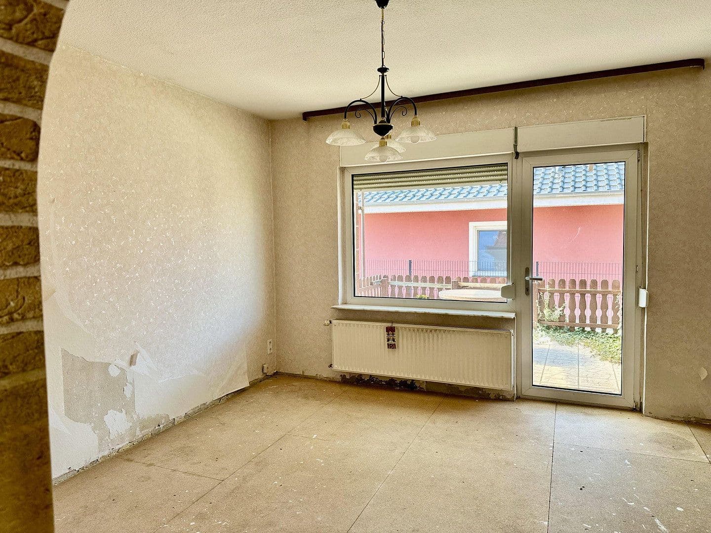 Prodej domu 132 m², pozemek 1.544 m², Predätzer Weg 2, Burg, Sasko-Anhaltsko Prodej domu 132 m², pozemek 1.544 m², Predätzer Weg 2, Burg, Sasko-Anhaltsko