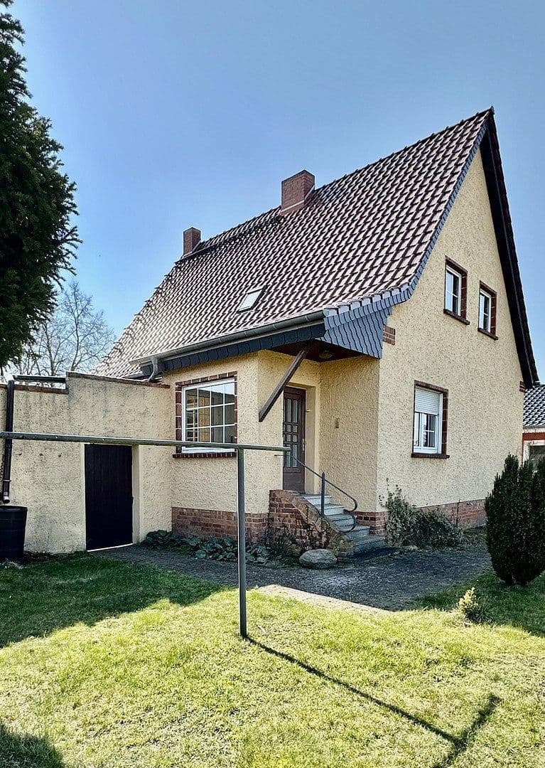 Prodej domu 132 m², pozemek 1.544 m², Predätzer Weg 2, Burg, Sasko-Anhaltsko Prodej domu 132 m², pozemek 1.544 m², Predätzer Weg 2, Burg, Sasko-Anhaltsko