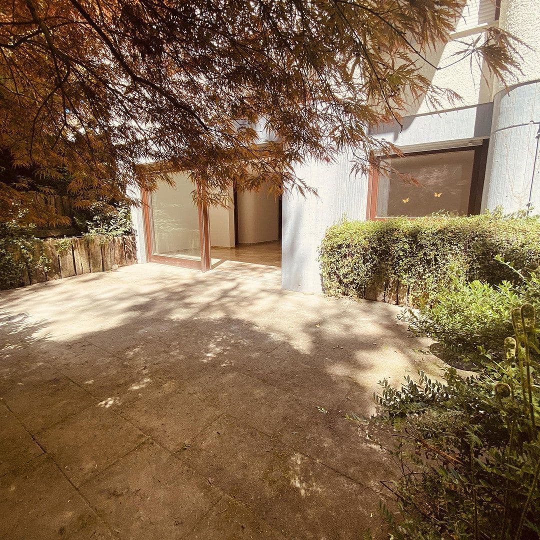 Pronájem bytu 3+1 99 m², Sindelfingen, Bádensko-Württembersko Pronájem bytu 3+1 99 m², Sindelfingen, Bádensko-Württembersko