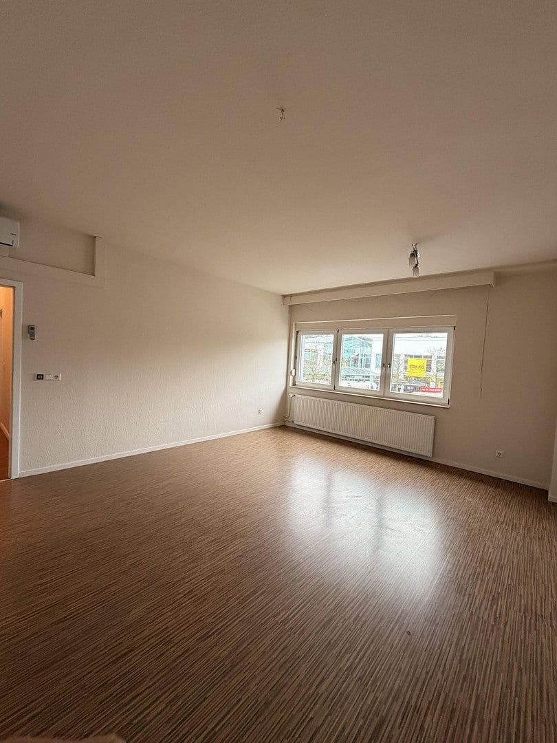 Pronájem kanceláře 110 m², Austraße 17, Öhringen, Bádensko-Württembersko Pronájem kanceláře 110 m², Austraße 17, Öhringen, Bádensko-Württembersko