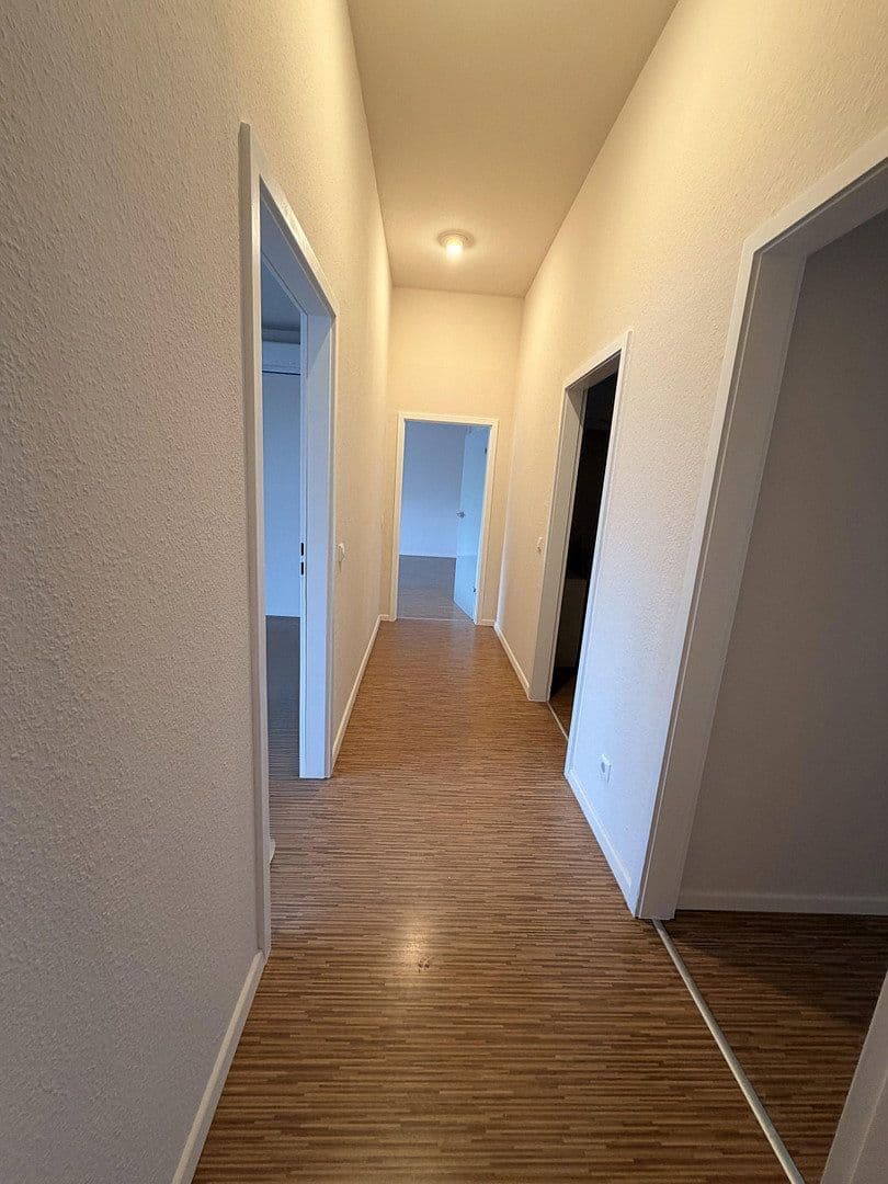 Pronájem kanceláře 110 m², Austraße 17, Öhringen, Bádensko-Württembersko Pronájem kanceláře 110 m², Austraße 17, Öhringen, Bádensko-Württembersko