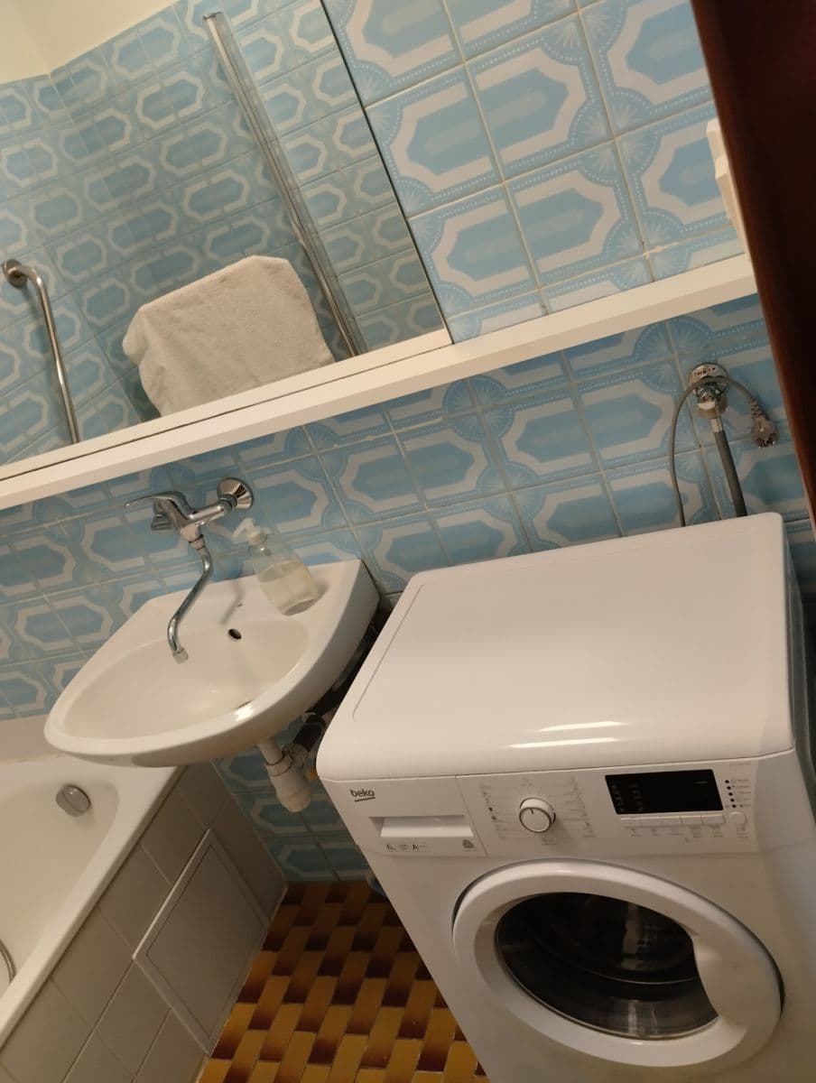 Pronájem bytu 3+1 69 m², U Lipek, Jablonné nad Orlicí, Pardubický kraj Pronájem bytu 3+1 69 m², U Lipek, Jablonné nad Orlicí, Pardubický kraj