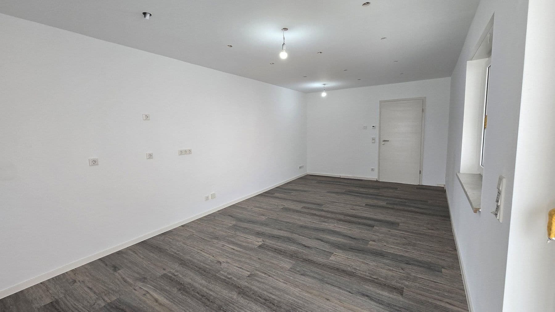Pronájem bytu 3+kk 80 m², Römerberg, Porýní-Falc Pronájem bytu 3+kk 80 m², Römerberg, Porýní-Falc