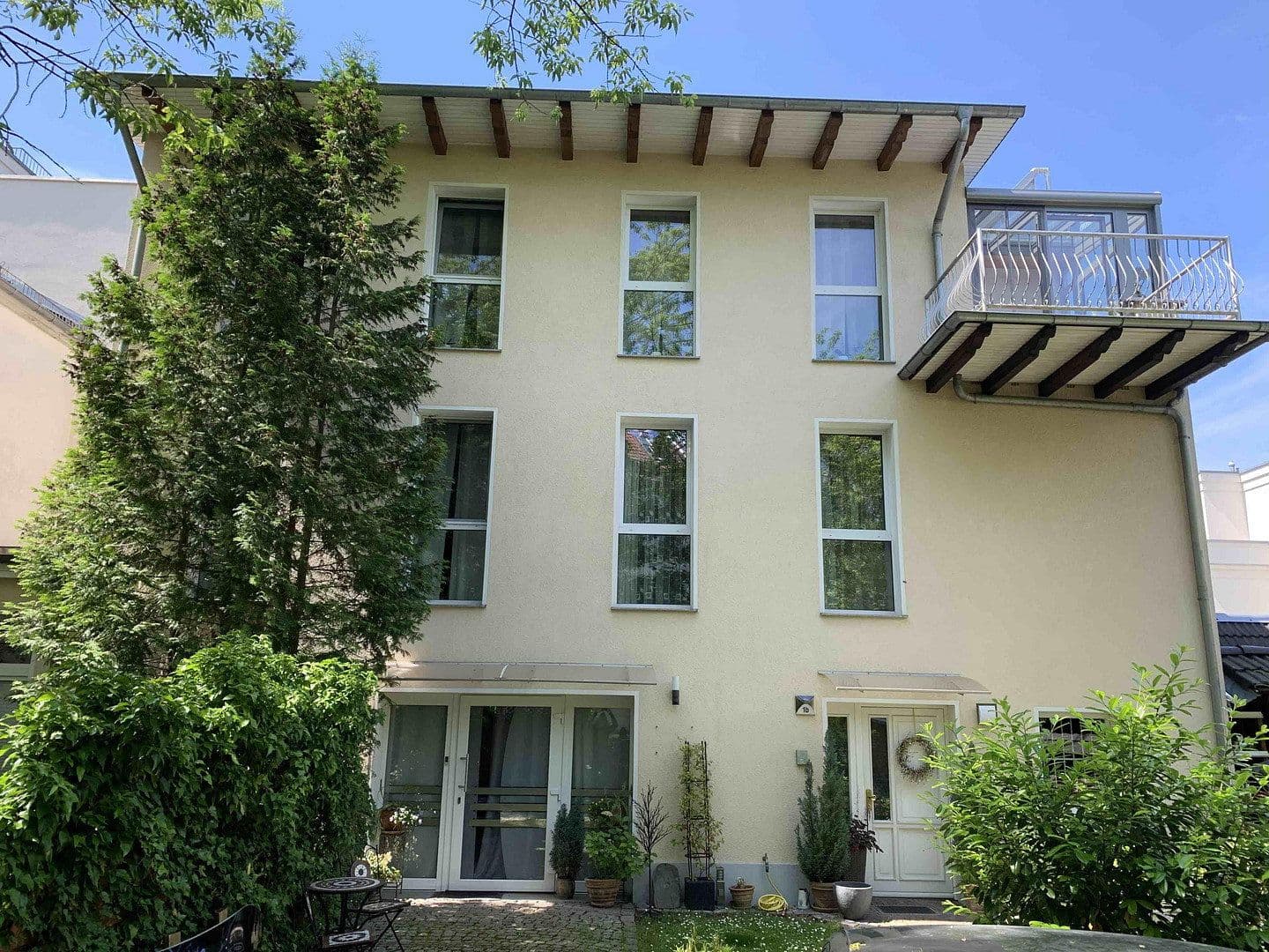 Prodej domu 190 m², pozemek 205 m², Berlin, Berlín Prodej domu 190 m², pozemek 205 m², Berlin, Berlín
