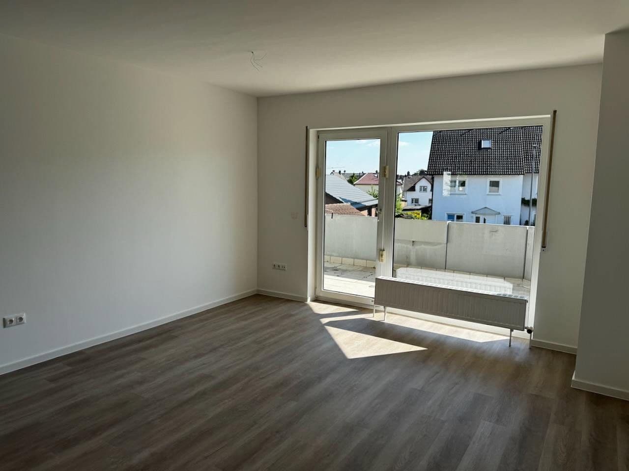 Pronájem bytu 3+1 83 m², Dietrich-Bonhoeffer-Str 14, Oberursel (Taunus), Hessen Pronájem bytu 3+1 83 m², Dietrich-Bonhoeffer-Str 14, Oberursel (Taunus), Hessen