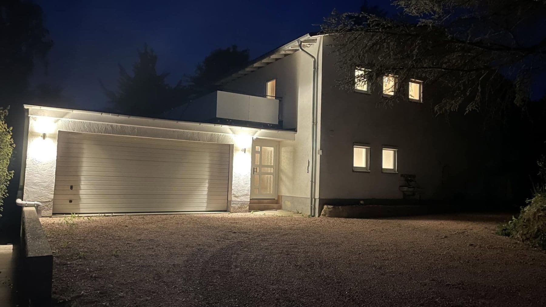 Prodej domu 248 m², pozemek 998 m², Krautgartenweg 3, Neckargemünd, Bádensko-Württembersko Prodej domu 248 m², pozemek 998 m², Krautgartenweg 3, Neckargemünd, Bádensko-Württembersko