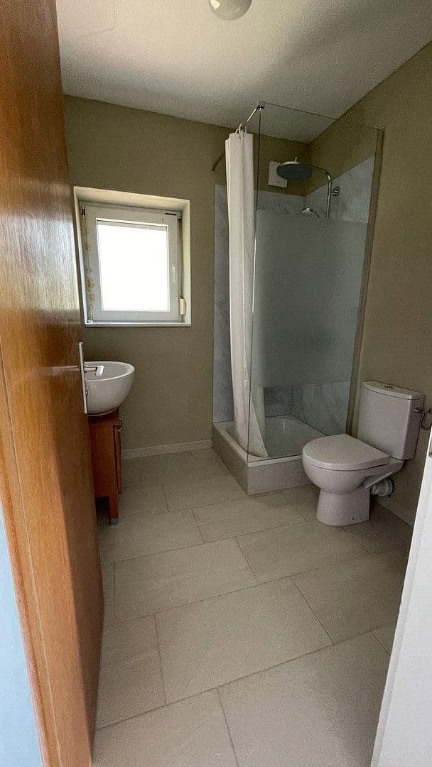 Prodej domu 248 m², pozemek 998 m², Krautgartenweg 3, Neckargemünd, Bádensko-Württembersko Prodej domu 248 m², pozemek 998 m², Krautgartenweg 3, Neckargemünd, Bádensko-Württembersko