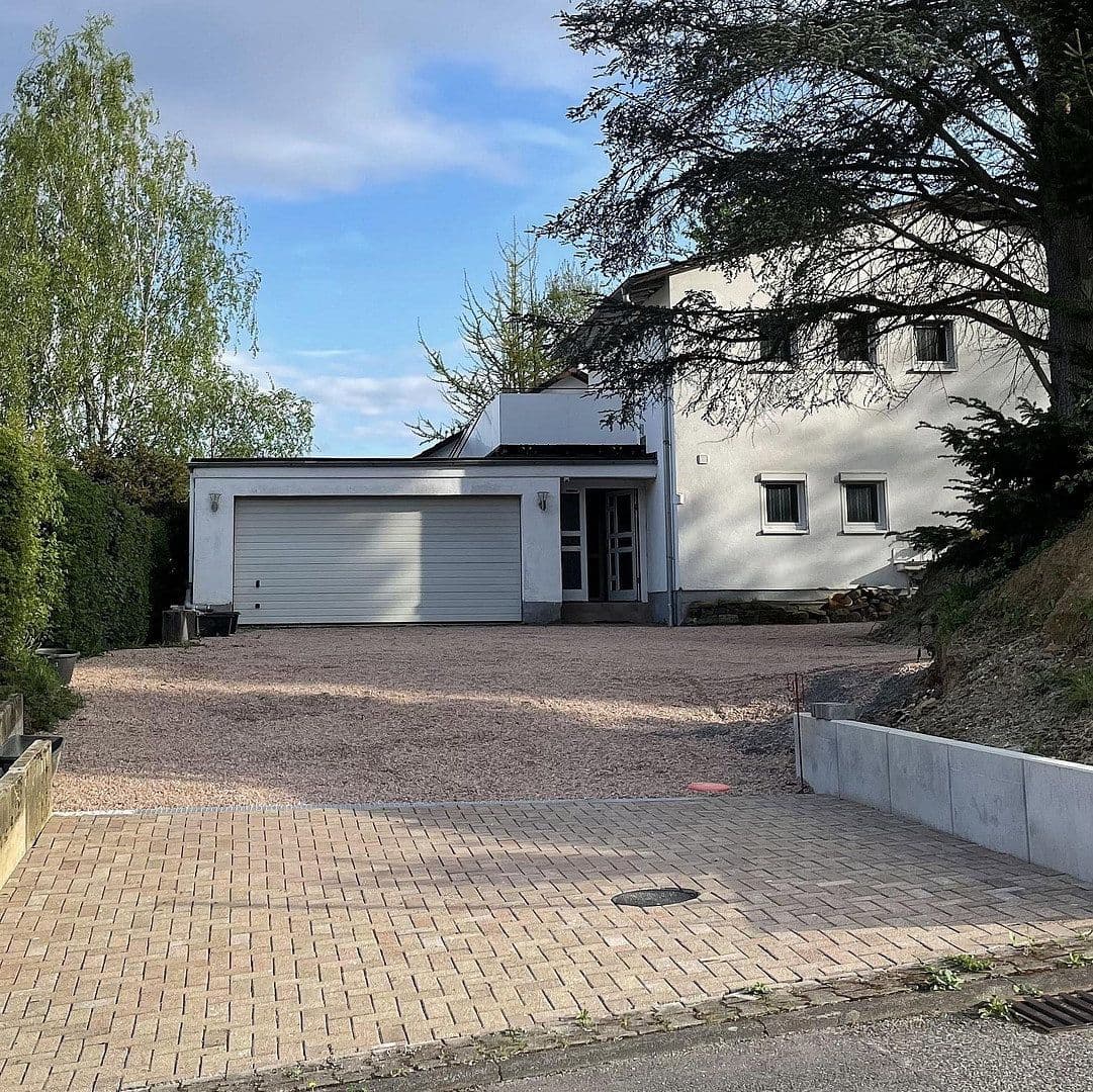 Prodej domu 248 m², pozemek 998 m², Krautgartenweg 3, Neckargemünd, Bádensko-Württembersko Prodej domu 248 m², pozemek 998 m², Krautgartenweg 3, Neckargemünd, Bádensko-Württembersko