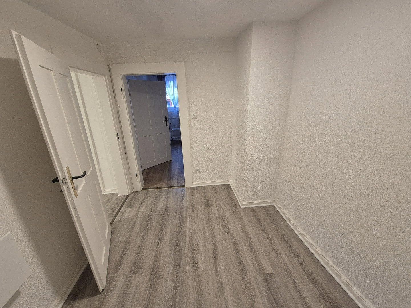 Pronájem bytu 3+1 60 m², Fulda, Hessen Pronájem bytu 3+1 60 m², Fulda, Hessen