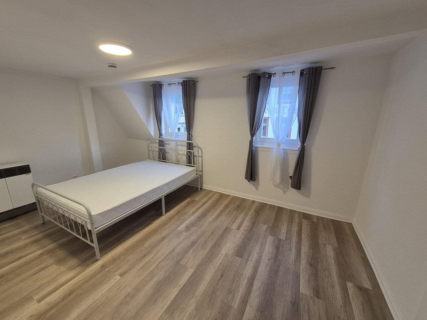 Pronájem bytu 3+1 60 m², Fulda, Hessen Pronájem bytu 3+1 60 m², Fulda, Hessen