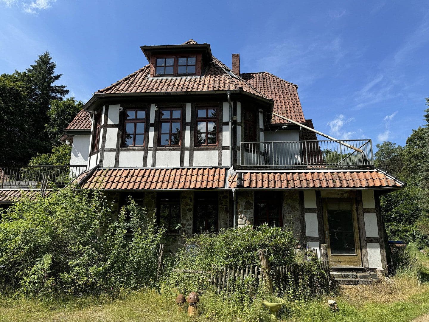 Prodej domu 230 m², pozemek 7.600 m², Munster, Dolní Sasko Prodej domu 230 m², pozemek 7.600 m², Munster, Dolní Sasko