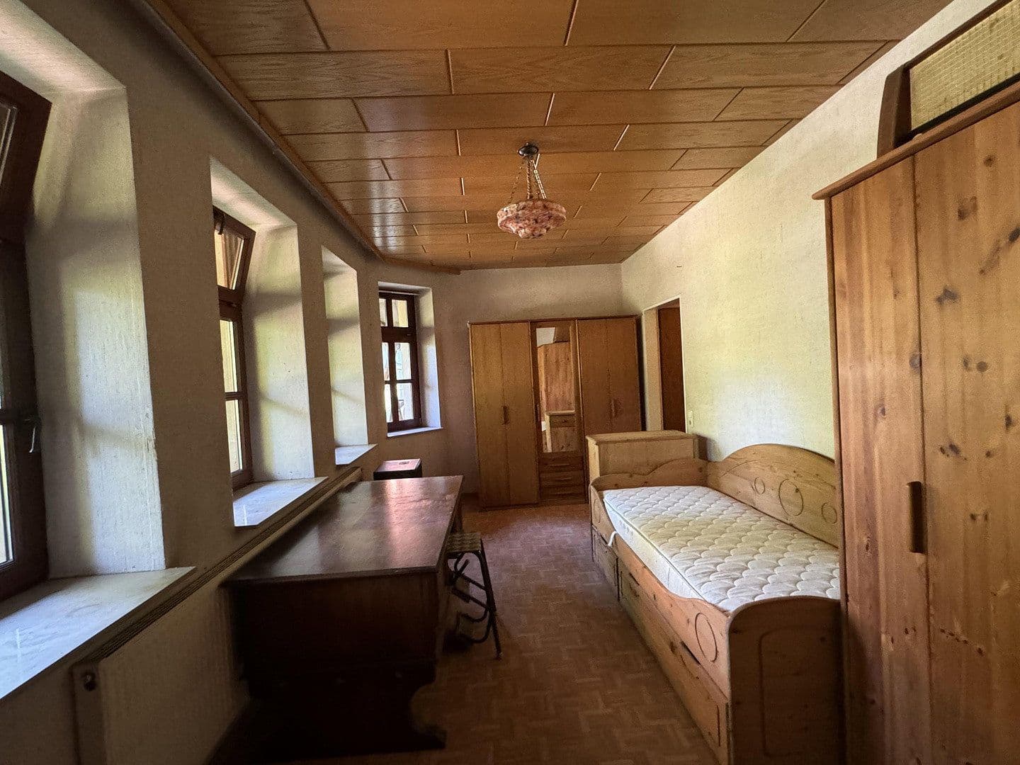 Prodej domu 230 m², pozemek 7.600 m², Munster, Dolní Sasko Prodej domu 230 m², pozemek 7.600 m², Munster, Dolní Sasko