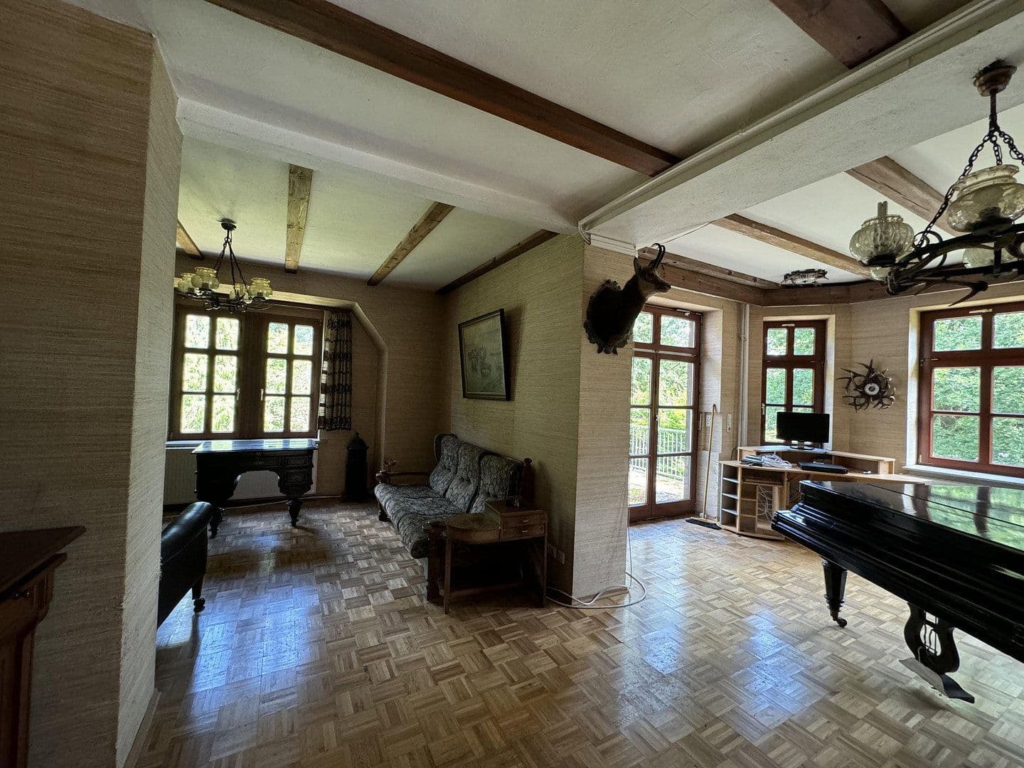 Prodej domu 230 m², pozemek 7.600 m², Munster, Dolní Sasko Prodej domu 230 m², pozemek 7.600 m², Munster, Dolní Sasko