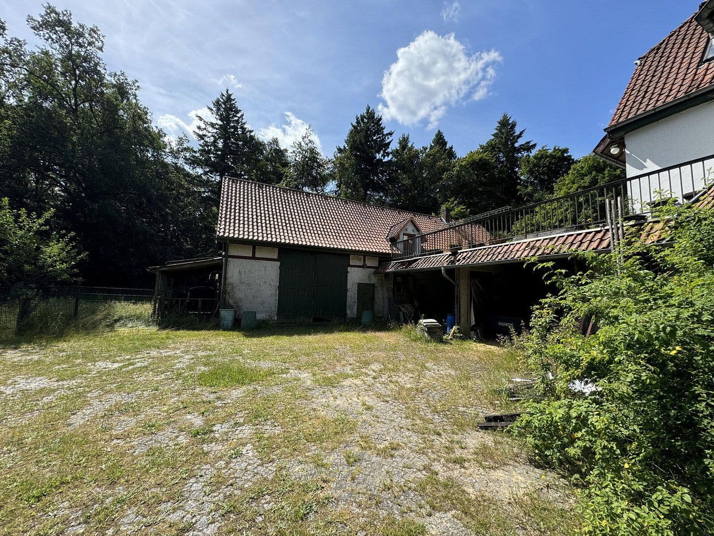 Prodej domu 230 m², pozemek 7.600 m², Munster, Dolní Sasko Prodej domu 230 m², pozemek 7.600 m², Munster, Dolní Sasko