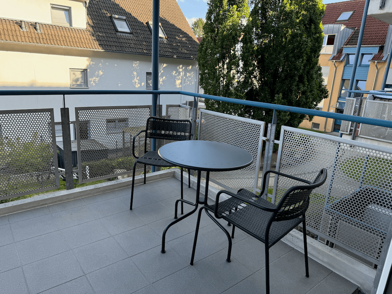 Pronájem bytu 2+1 68 m², Oberurseler Weg 3, Frankfurt, Hessen Pronájem bytu 2+1 68 m², Oberurseler Weg 3, Frankfurt, Hessen