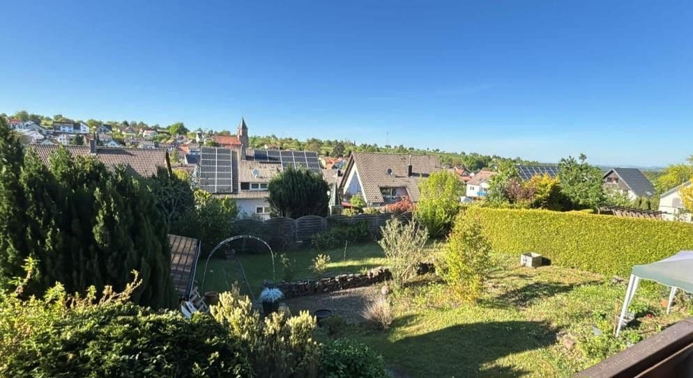Pronájem bytu 1+1 64 m², Bernsteinstraße 13, Malsch, Bádensko-Württembersko Pronájem bytu 1+1 64 m², Bernsteinstraße 13, Malsch, Bádensko-Württembersko