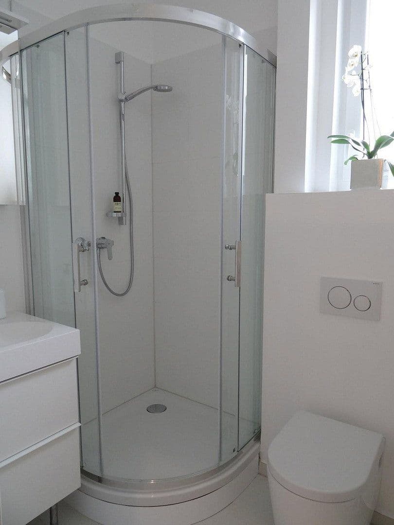 Pronájem bytu 2+1 54 m², Stuttgart, Bádensko-Württembersko Pronájem bytu 2+1 54 m², Stuttgart, Bádensko-Württembersko