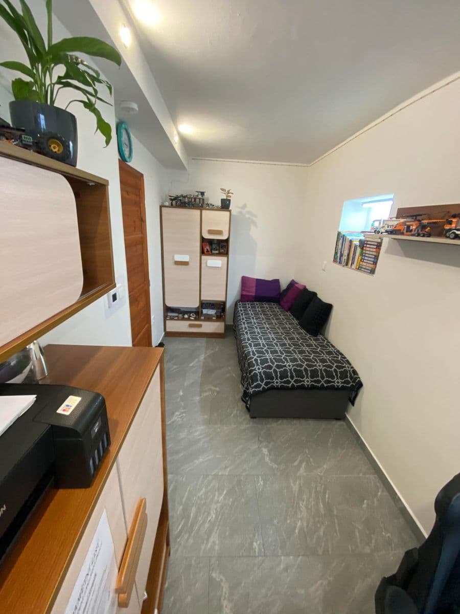 Pronájem bytu 3+kk 68 m², Na Výsluní, Hradec Králové, Královéhradecký kraj Pronájem bytu 3+kk 68 m², Na Výsluní, Hradec Králové, Královéhradecký kraj
