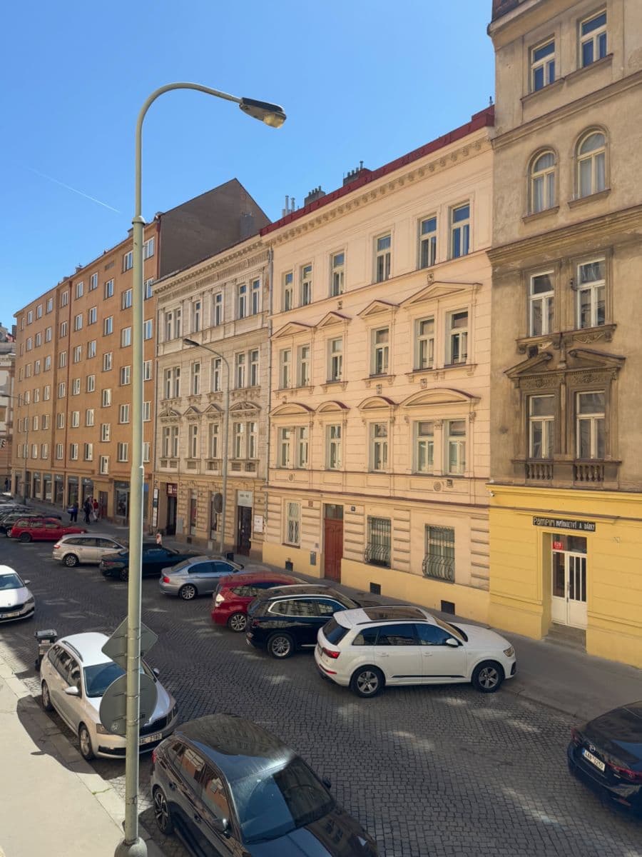 Pronájem bytu 1+1 38 m², Řipská, Praha, Praha Pronájem bytu 1+1 38 m², Řipská, Praha, Praha