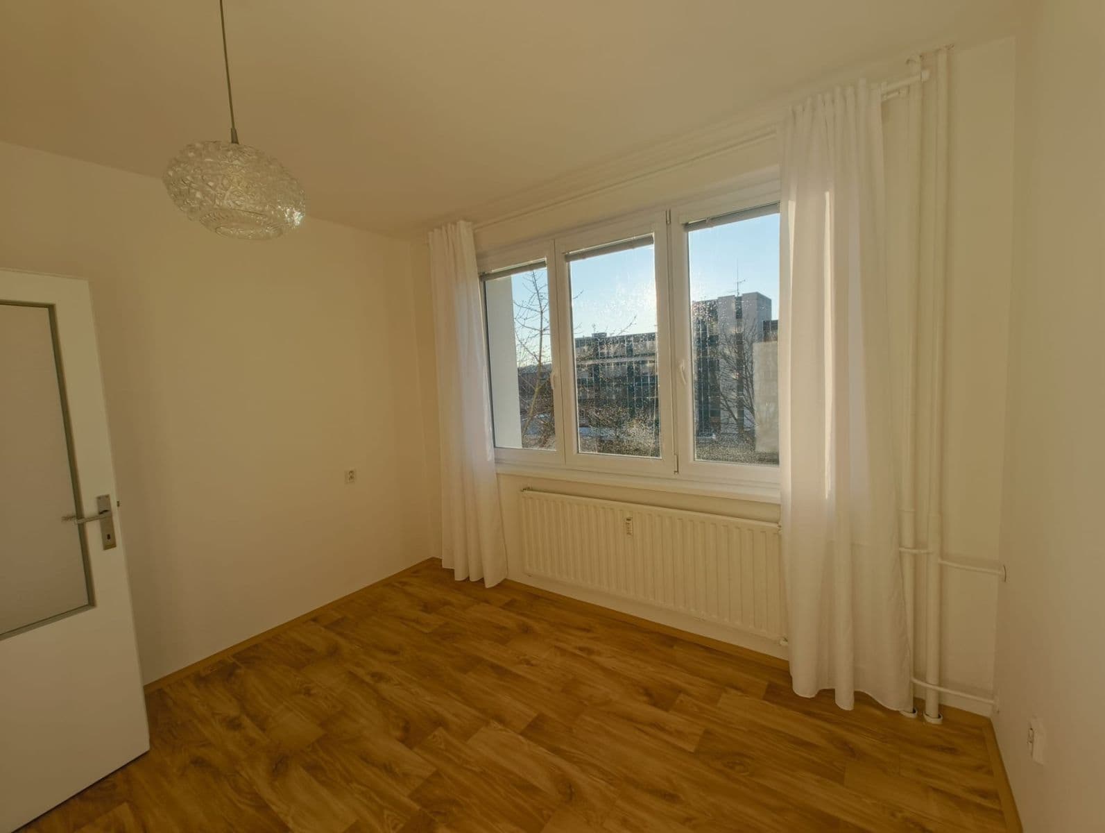 Pronájem bytu 2+kk 43 m², Berlínská, Tábor, Jihočeský kraj Pronájem bytu 2+kk 43 m², Berlínská, Tábor, Jihočeský kraj