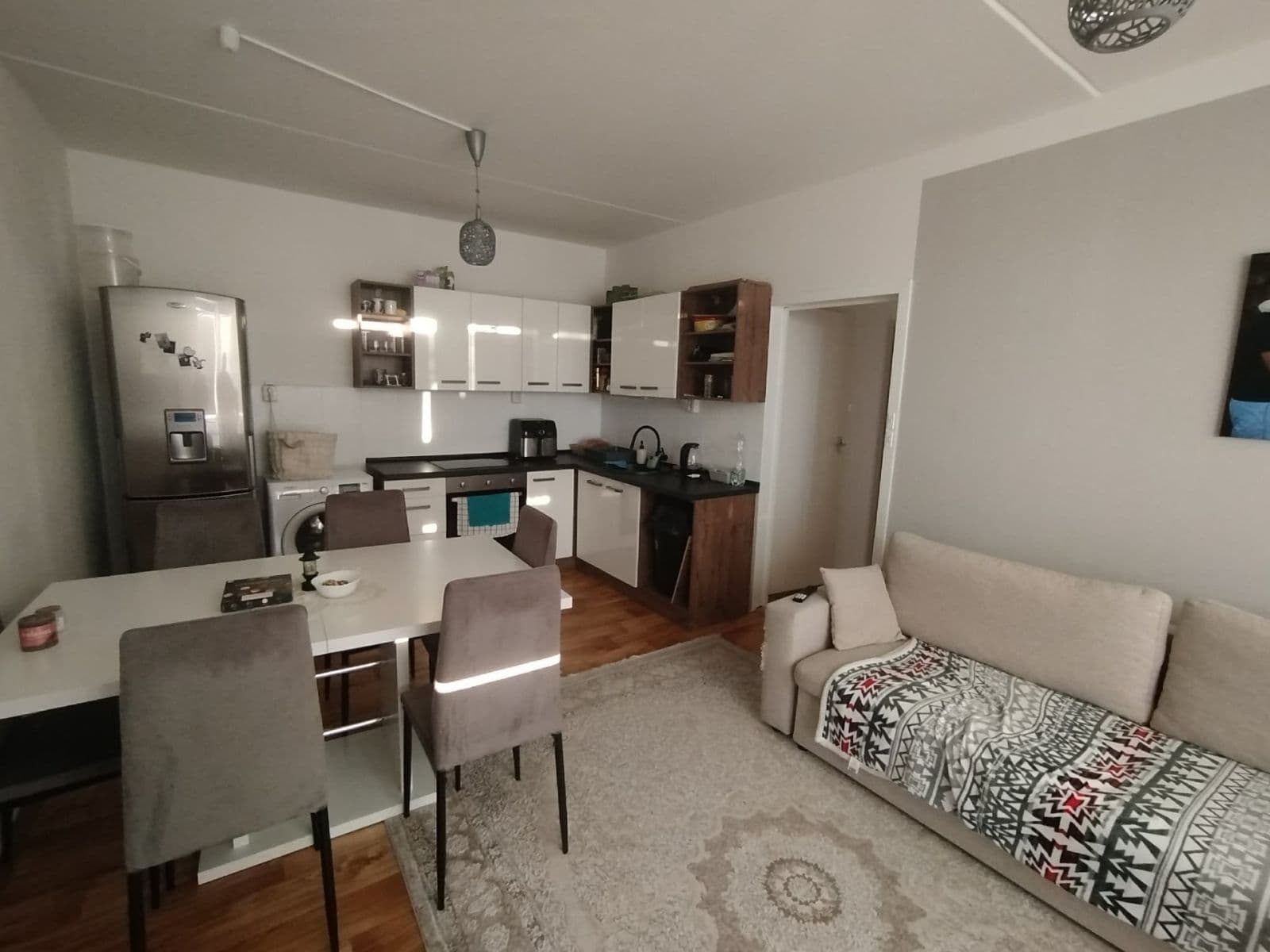 Pronájem bytu 2+kk 43 m², Berlínská, Tábor, Jihočeský kraj Pronájem bytu 2+kk 43 m², Berlínská, Tábor, Jihočeský kraj