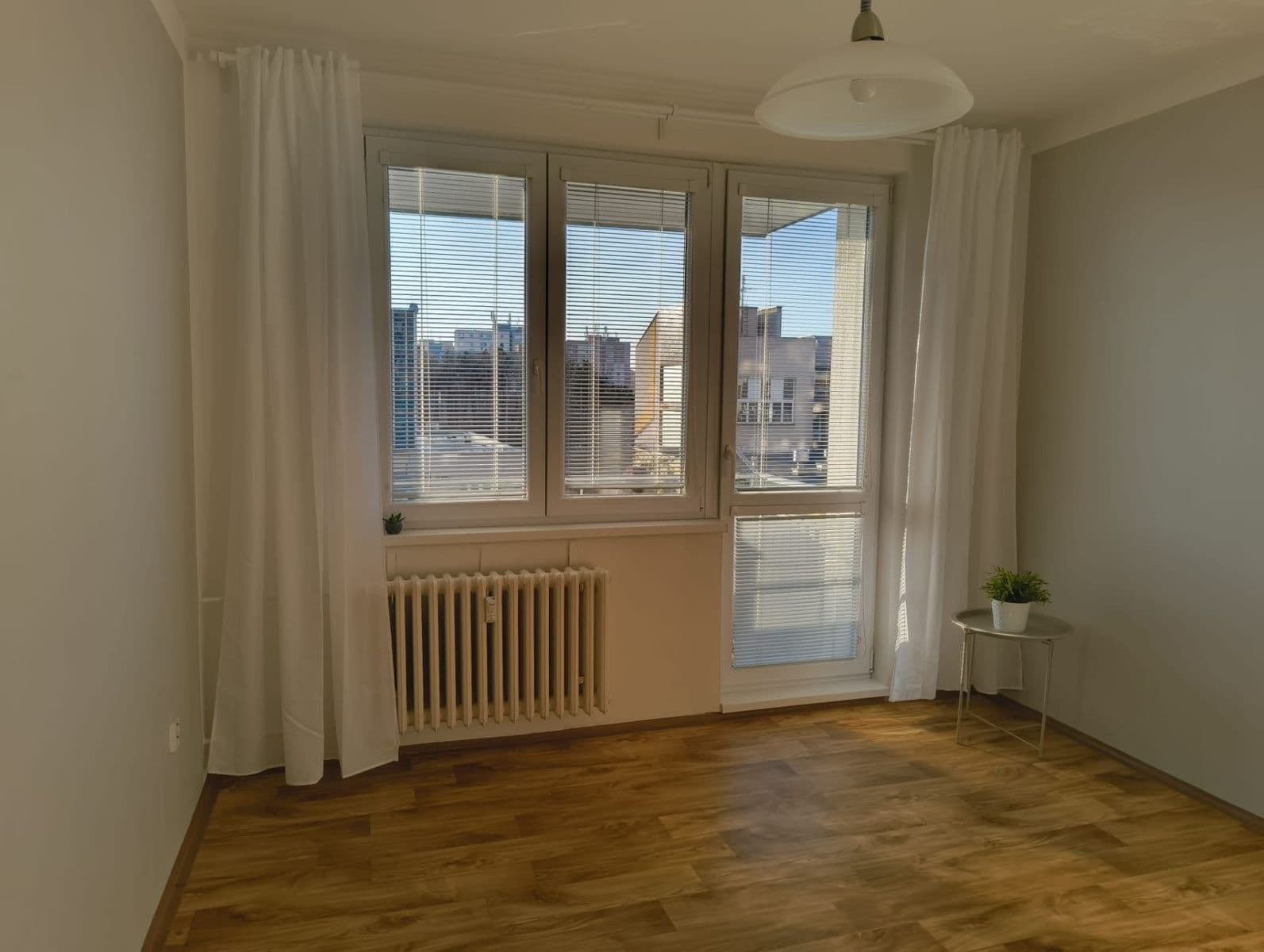 Pronájem bytu 2+kk 43 m², Berlínská, Tábor, Jihočeský kraj Pronájem bytu 2+kk 43 m², Berlínská, Tábor, Jihočeský kraj