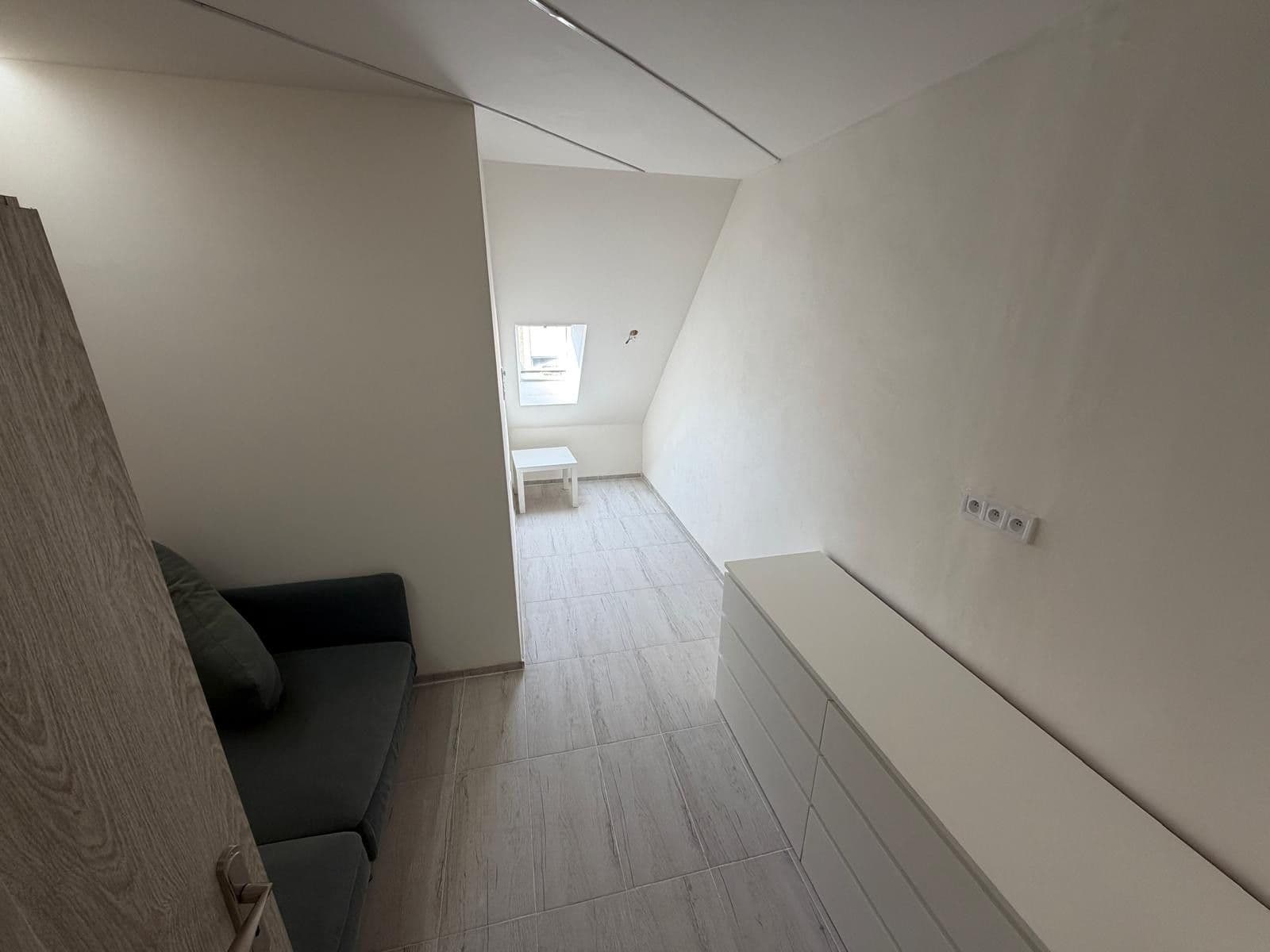 Pronájem bytu 2+1 55 m², Na Jarově, Praha, Praha Pronájem bytu 2+1 55 m², Na Jarově, Praha, Praha