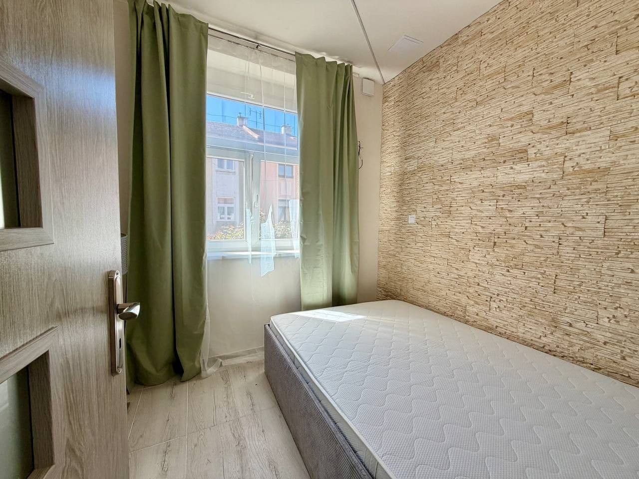 Pronájem bytu 2+1 55 m², Na Jarově, Praha, Praha Pronájem bytu 2+1 55 m², Na Jarově, Praha, Praha