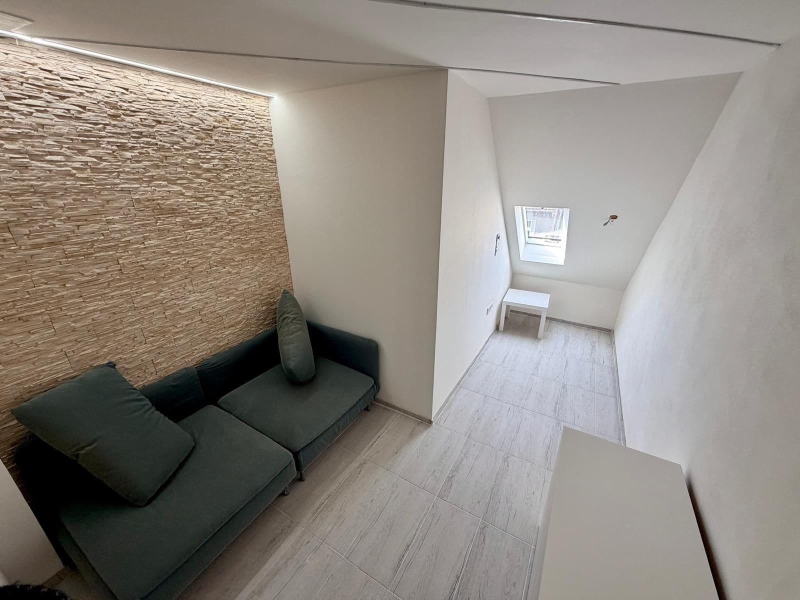 Pronájem bytu 2+1 55 m², Na Jarově, Praha, Praha Pronájem bytu 2+1 55 m², Na Jarově, Praha, Praha