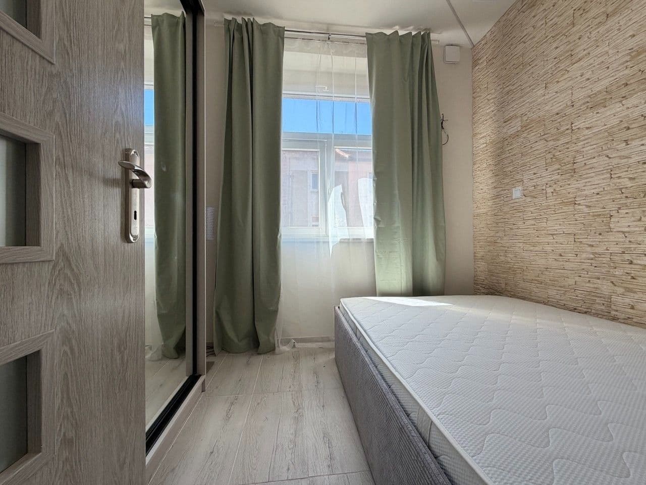 Pronájem bytu 3+1 55 m², Na Jarově, Praha, Praha Pronájem bytu 3+1 55 m², Na Jarově, Praha, Praha