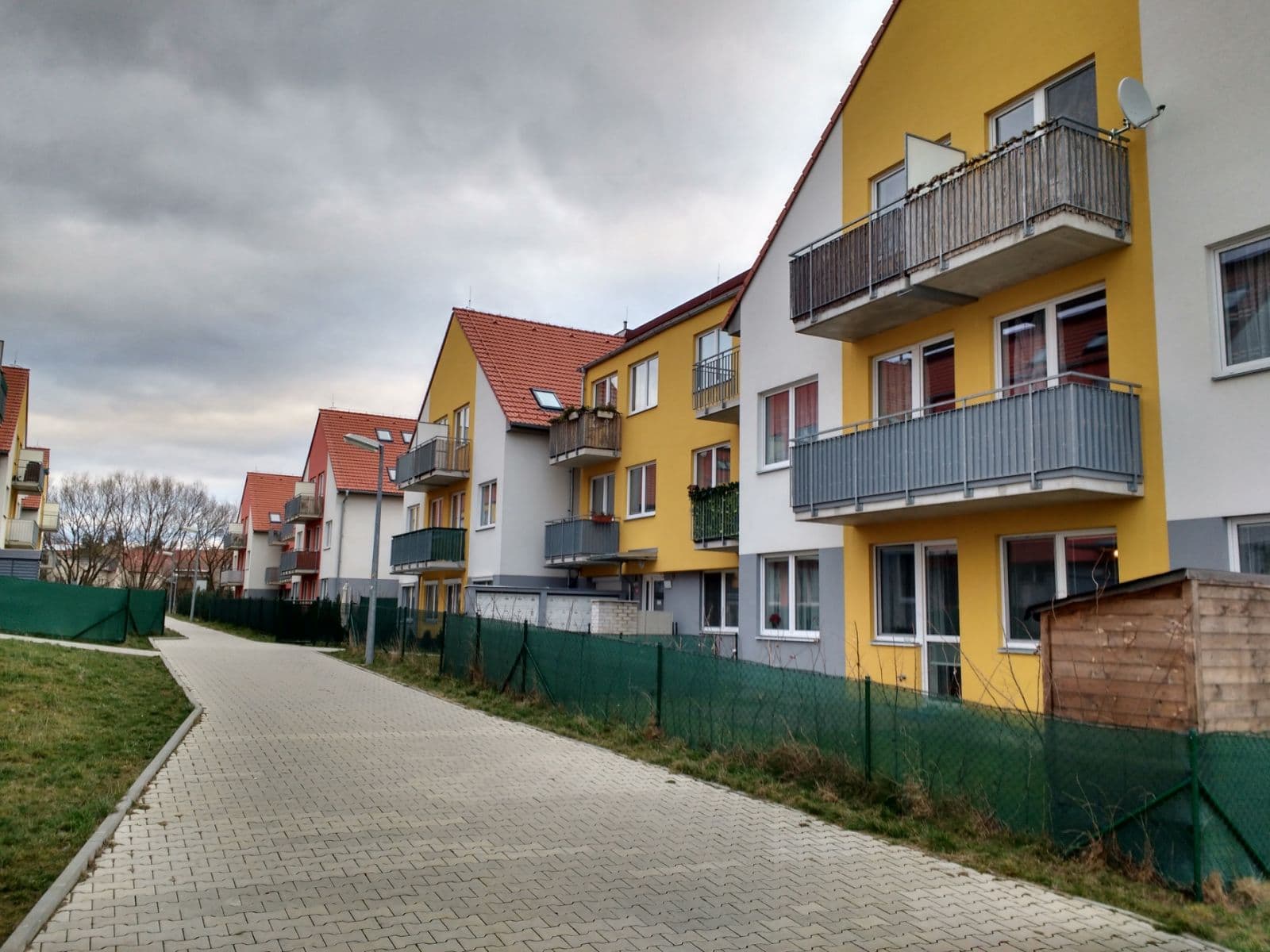 Prodej bytu 2+kk 62 m², Mirešická, Jinočany, Středočeský kraj Prodej bytu 2+kk 62 m², Mirešická, Jinočany, Středočeský kraj