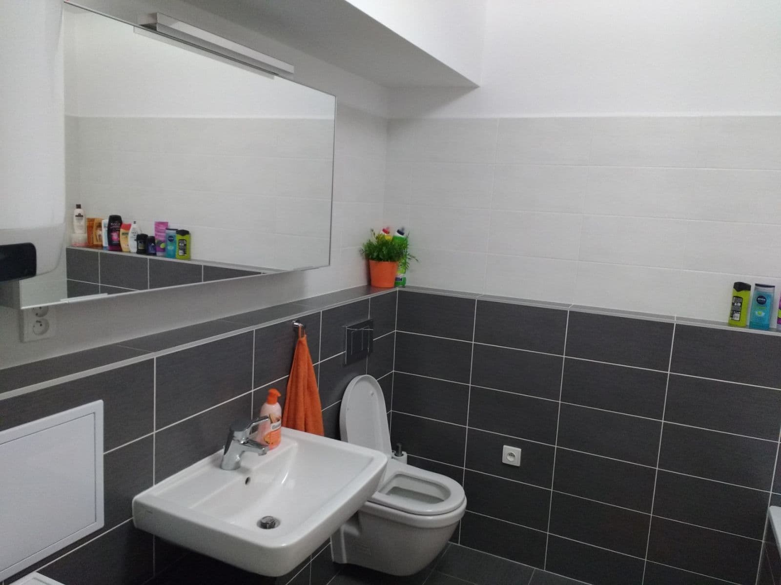 Prodej bytu 2+kk 62 m², Mirešická, Jinočany, Středočeský kraj Prodej bytu 2+kk 62 m², Mirešická, Jinočany, Středočeský kraj