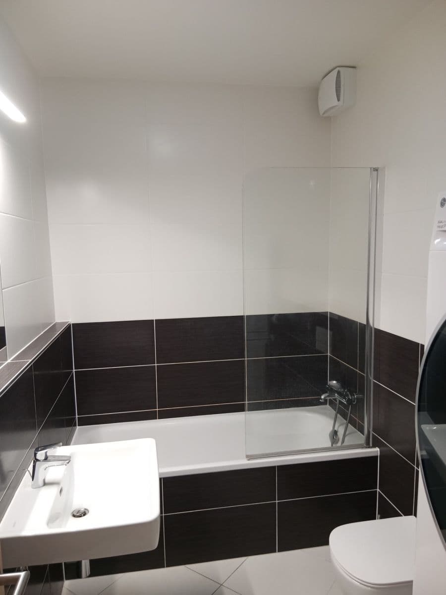Pronájem bytu 2+kk 48 m², Gollové, Praha, Praha Pronájem bytu 2+kk 48 m², Gollové, Praha, Praha