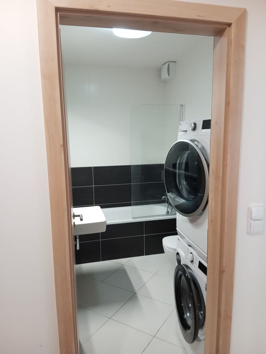 Pronájem bytu 2+kk 48 m², Gollové, Praha, Praha Pronájem bytu 2+kk 48 m², Gollové, Praha, Praha