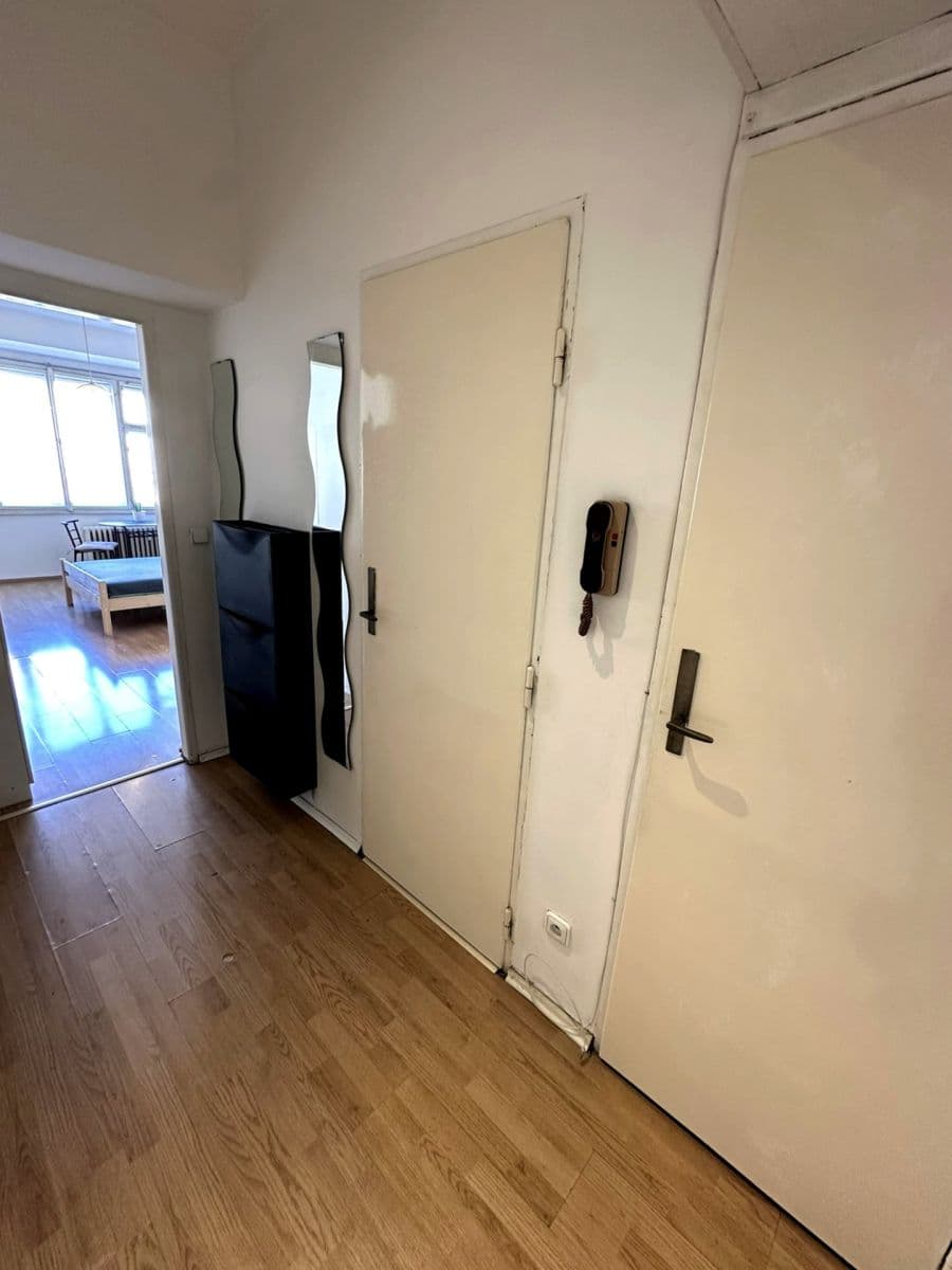 Prodej bytu 1+kk 28 m², Svatoslavova, Praha, Praha Prodej bytu 1+kk 28 m², Svatoslavova, Praha, Praha
