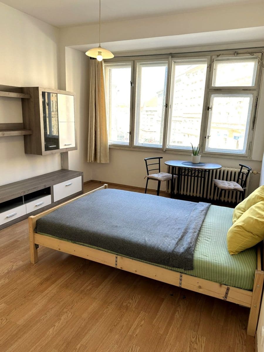 Prodej bytu 1+kk 28 m², Svatoslavova, Praha, Praha Prodej bytu 1+kk 28 m², Svatoslavova, Praha, Praha