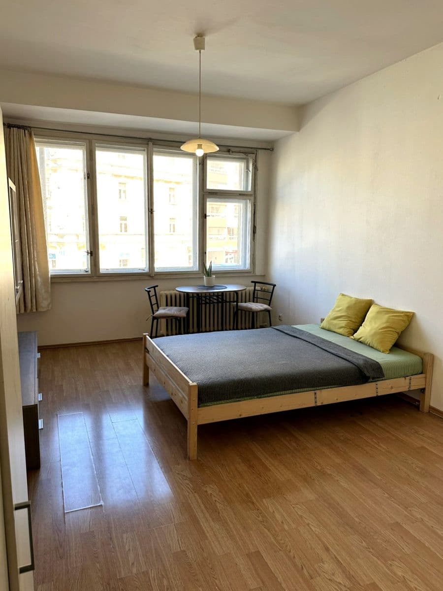 Prodej bytu 1+kk 28 m², Svatoslavova, Praha, Praha Prodej bytu 1+kk 28 m², Svatoslavova, Praha, Praha