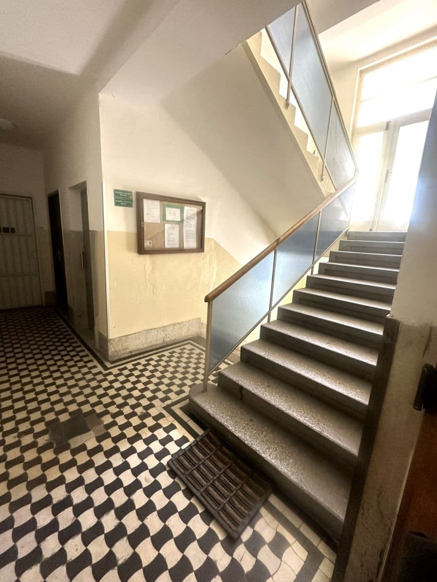 Prodej bytu 1+kk 28 m², Svatoslavova, Praha, Praha Prodej bytu 1+kk 28 m², Svatoslavova, Praha, Praha