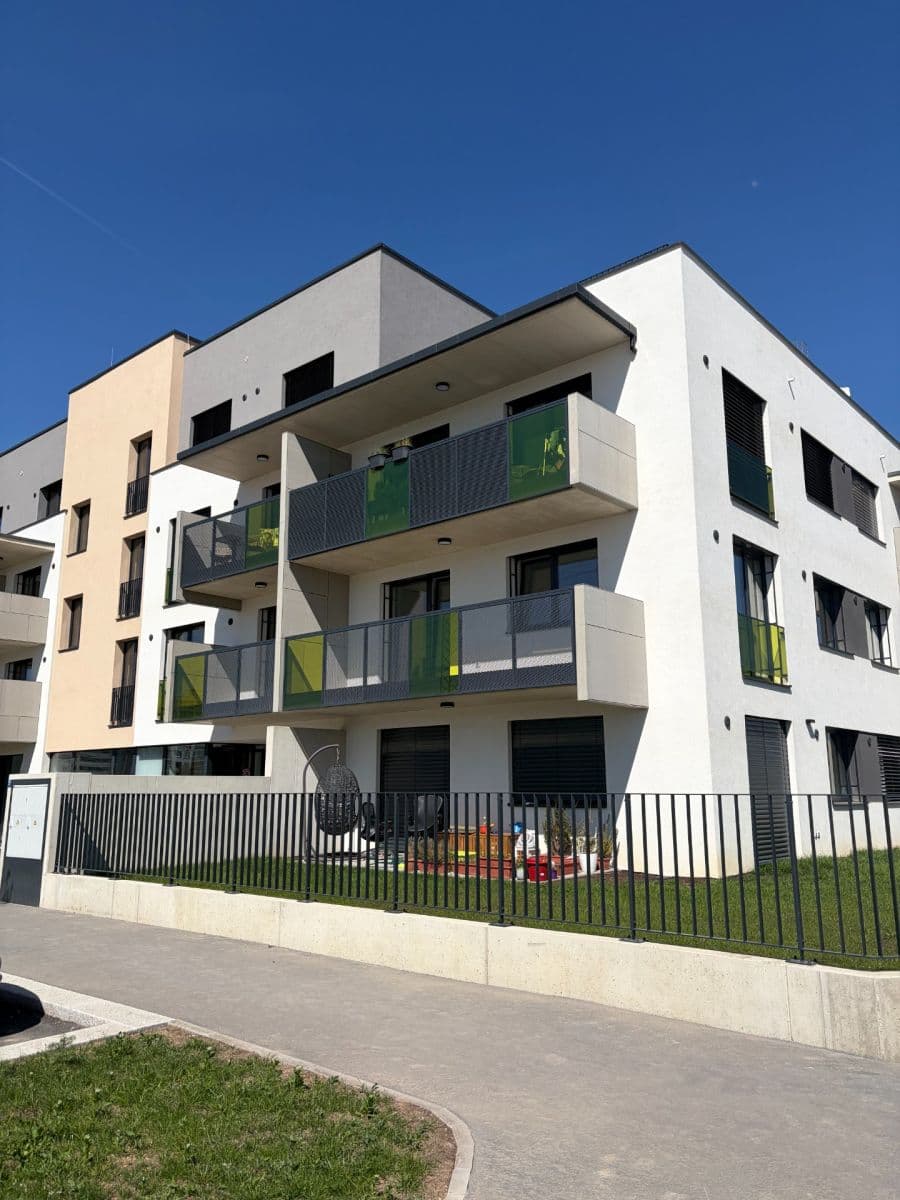 Pronájem bytu 2+kk 50 m², Blažimská, Praha, Praha Pronájem bytu 2+kk 50 m², Blažimská, Praha, Praha
