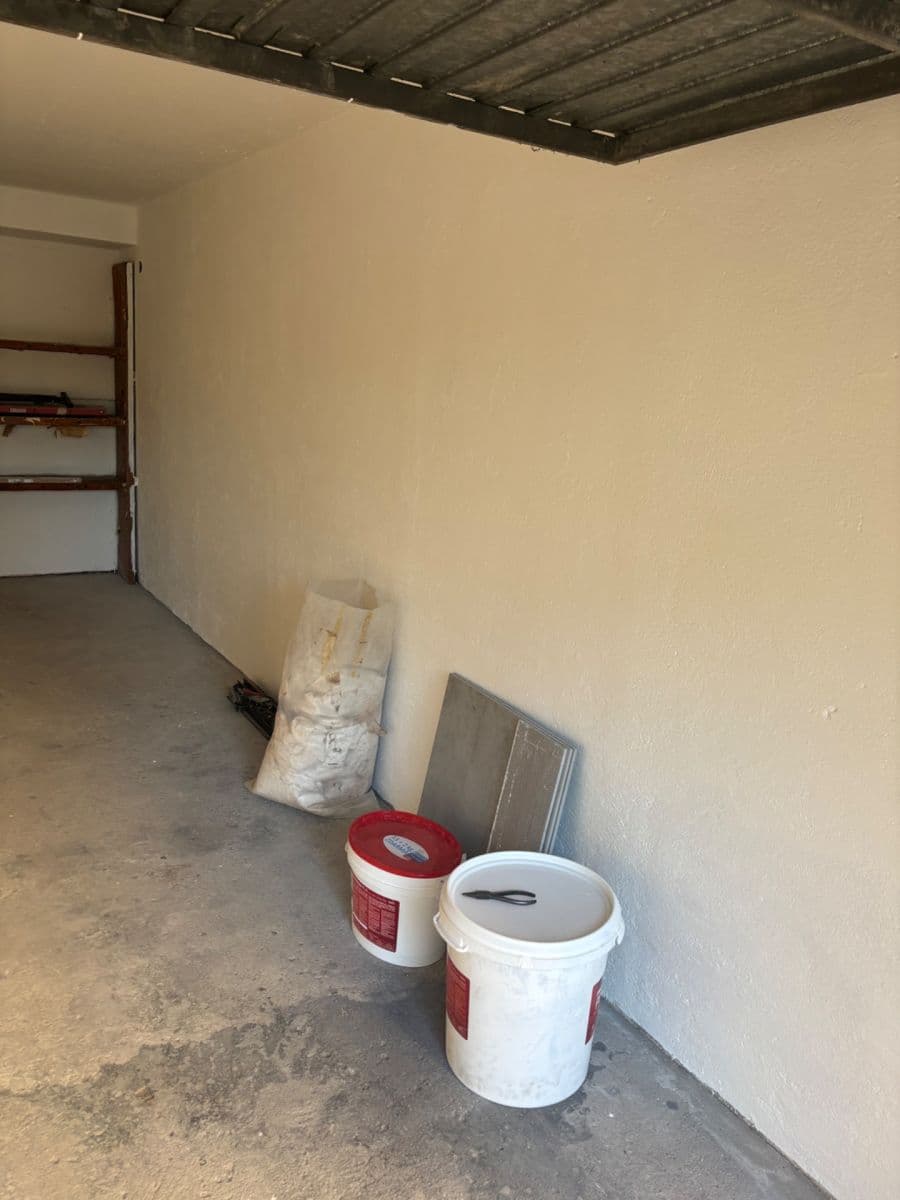 Pronájem garáže 17 m², V Dolině, Praha, Praha Pronájem garáže 17 m², V Dolině, Praha, Praha
