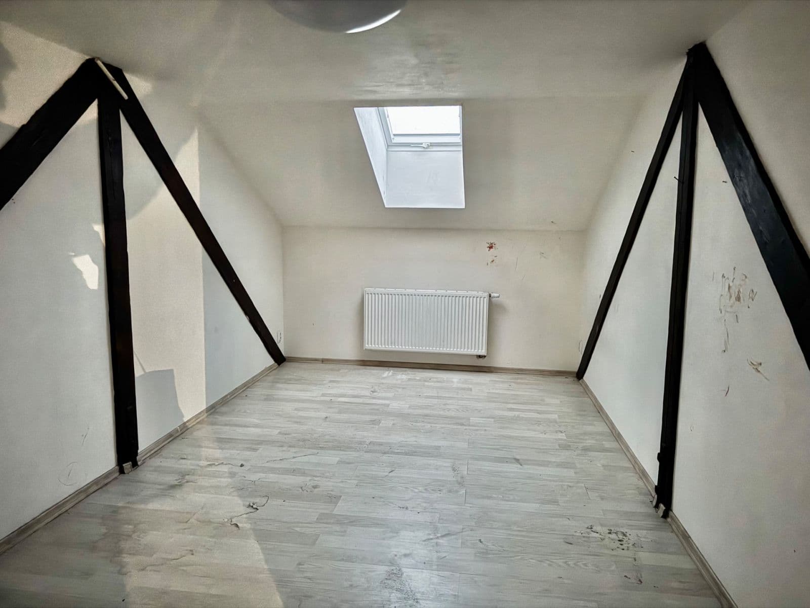 Pronájem bytu 4+kk 217 m², Práce, Děčín, Ústecký kraj Pronájem bytu 4+kk 217 m², Práce, Děčín, Ústecký kraj