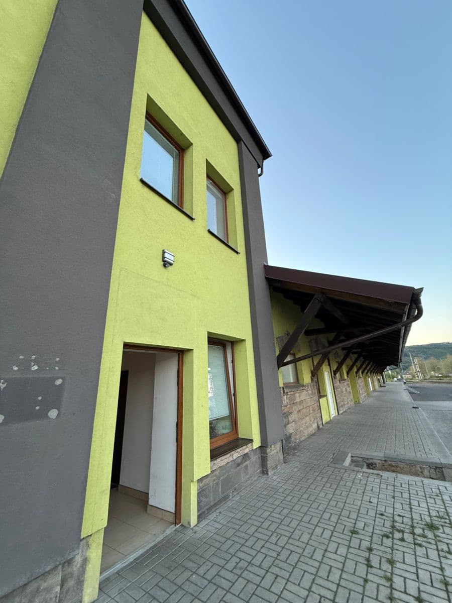 Pronájem bytu 4+kk 217 m², Práce, Děčín, Ústecký kraj Pronájem bytu 4+kk 217 m², Práce, Děčín, Ústecký kraj