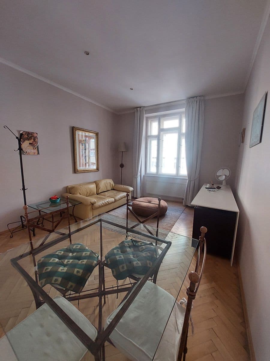 Pronájem bytu 2+1 50 m², Na Výtoni, Praha, Praha Pronájem bytu 2+1 50 m², Na Výtoni, Praha, Praha