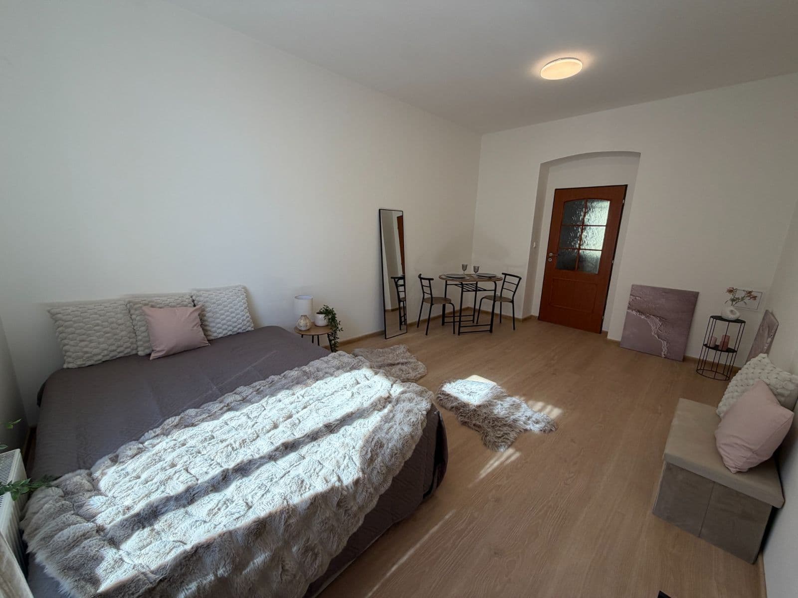 Prodej bytu 1+kk 27 m², Krátká, Plzeň, Plzeňský kraj Prodej bytu 1+kk 27 m², Krátká, Plzeň, Plzeňský kraj