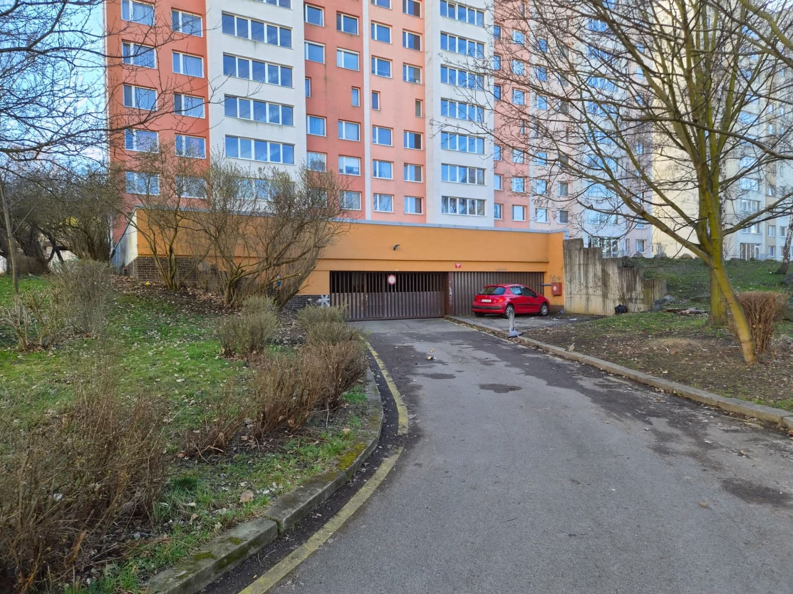 Pronájem garáže 17 m², Chalupkova, Praha, Praha Pronájem garáže 17 m², Chalupkova, Praha, Praha