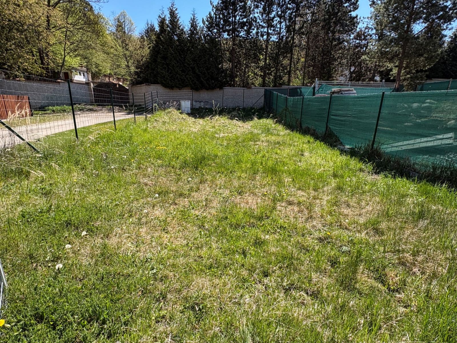 Prodej pozemku 200 m², Čím, Středočeský kraj Prodej pozemku 200 m², Čím, Středočeský kraj