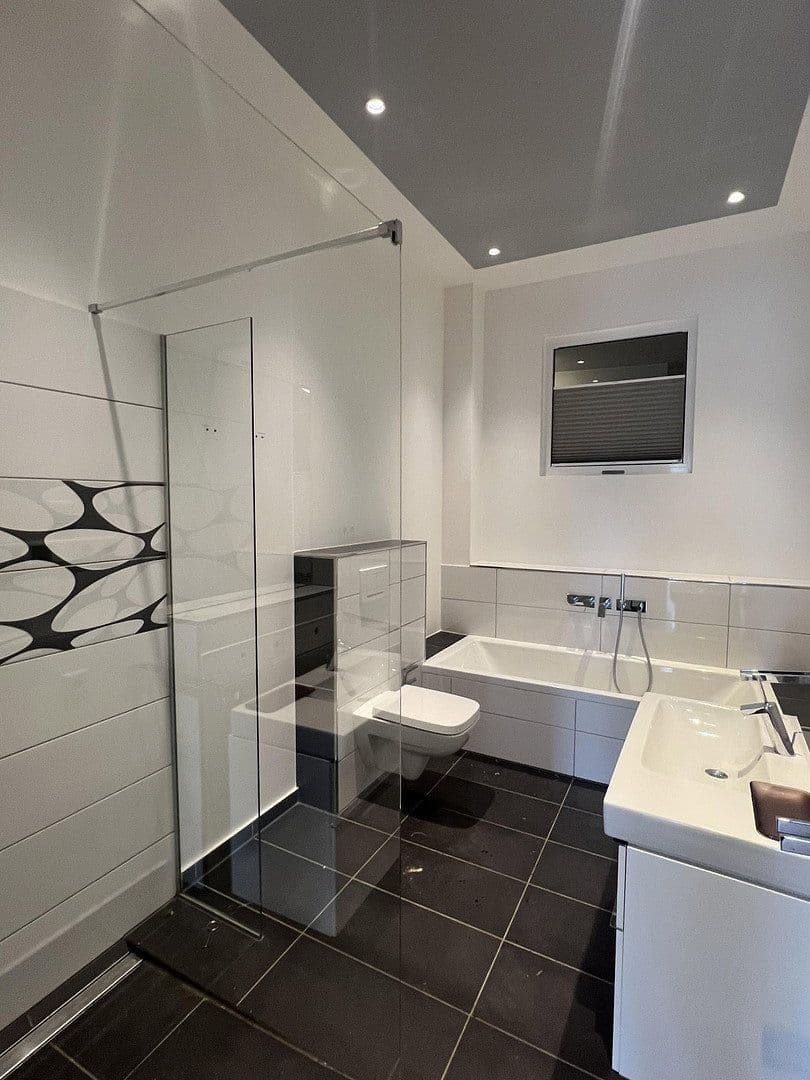 Prodej bytu 3+1 107 m², Dortmund, Severní Porýní-Vestfálsko Prodej bytu 3+1 107 m², Dortmund, Severní Porýní-Vestfálsko