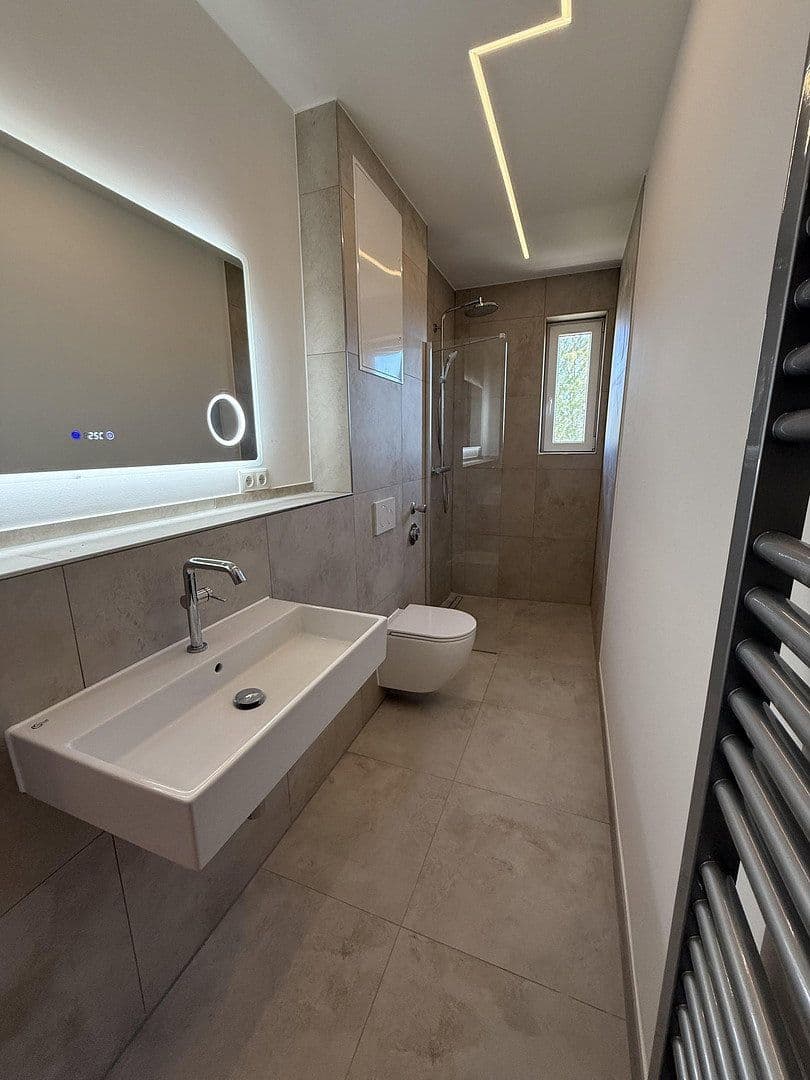 Prodej bytu 4+1 95 m², Neumünster, Šlesvicko-Holštýnsko Prodej bytu 4+1 95 m², Neumünster, Šlesvicko-Holštýnsko
